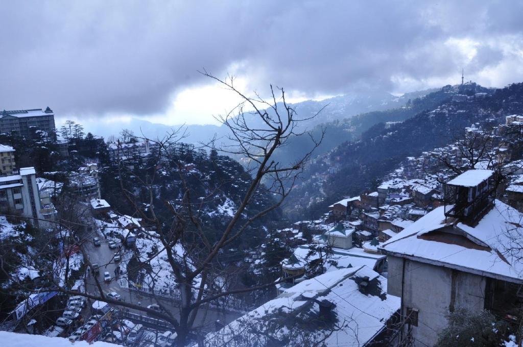 Hotel Prestige Shimla Exterior photo